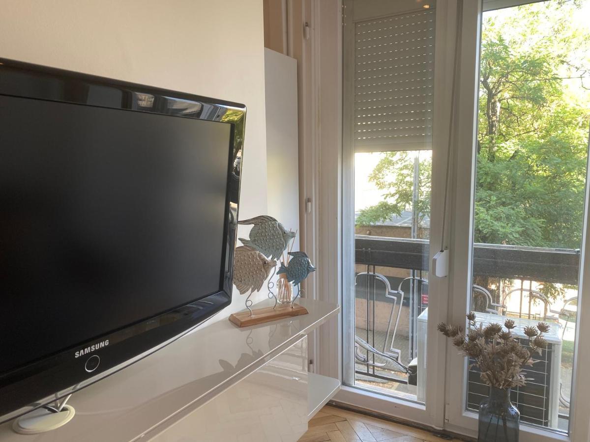 Apartament Blue Port In Ujlipotvaros With Free Parking