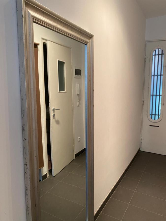 Blue Port In Ujlipotvaros With Free Parking Apartament *